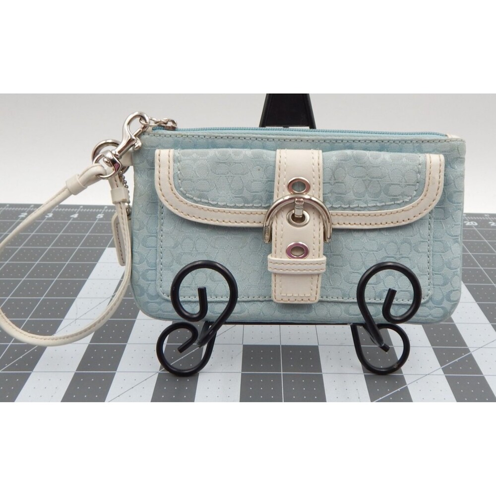 Coach Baby Blue Signature Wristlet Clutch Mini C SoHo Buckle Detail Y2K Vintage